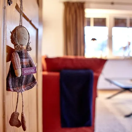Eckbauer Appartement *